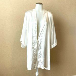 VICTORIA'S SECRET I Do Bridal Satin Robe Rhinestone White One Size No Waist Belt